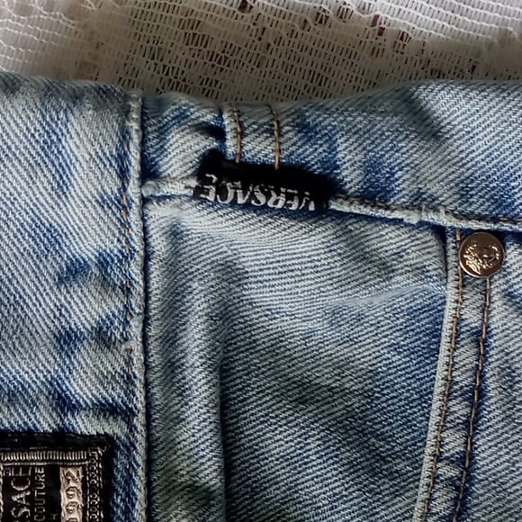 Vintage Versace Couture Jeans Medusa Head High Waist Size 32 44 Light Wash Mom - Picture 14 of 16